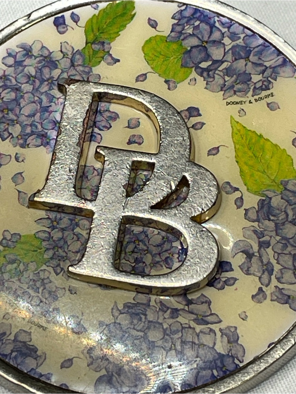 Dooney & Bourke Hydrangea Keychain DB Logo Floral Enamel Key Ring - Picture 4 of 6